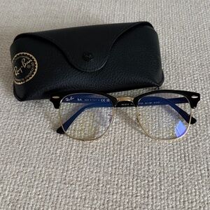 Ray-Ban Clubmaster Black Frame